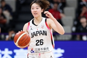 媒体人：日本找不到方法去限制张子宇 她们尽其所能打到最好