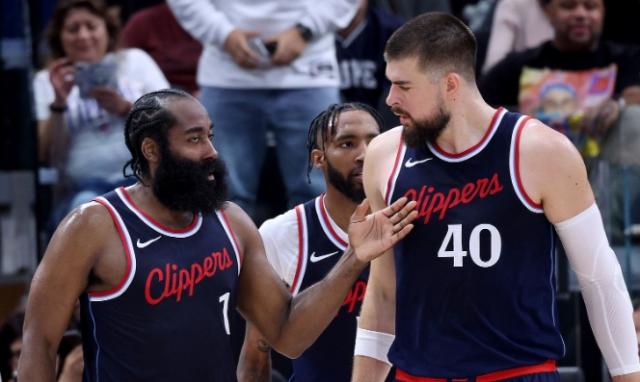 V站-哈登赛季双杀库里 快艇为何总能成为勇士杀手？