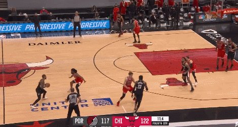 V站体育比分-11秒6分逆天改命！利拉德44分+压哨绝杀比肩乔丹